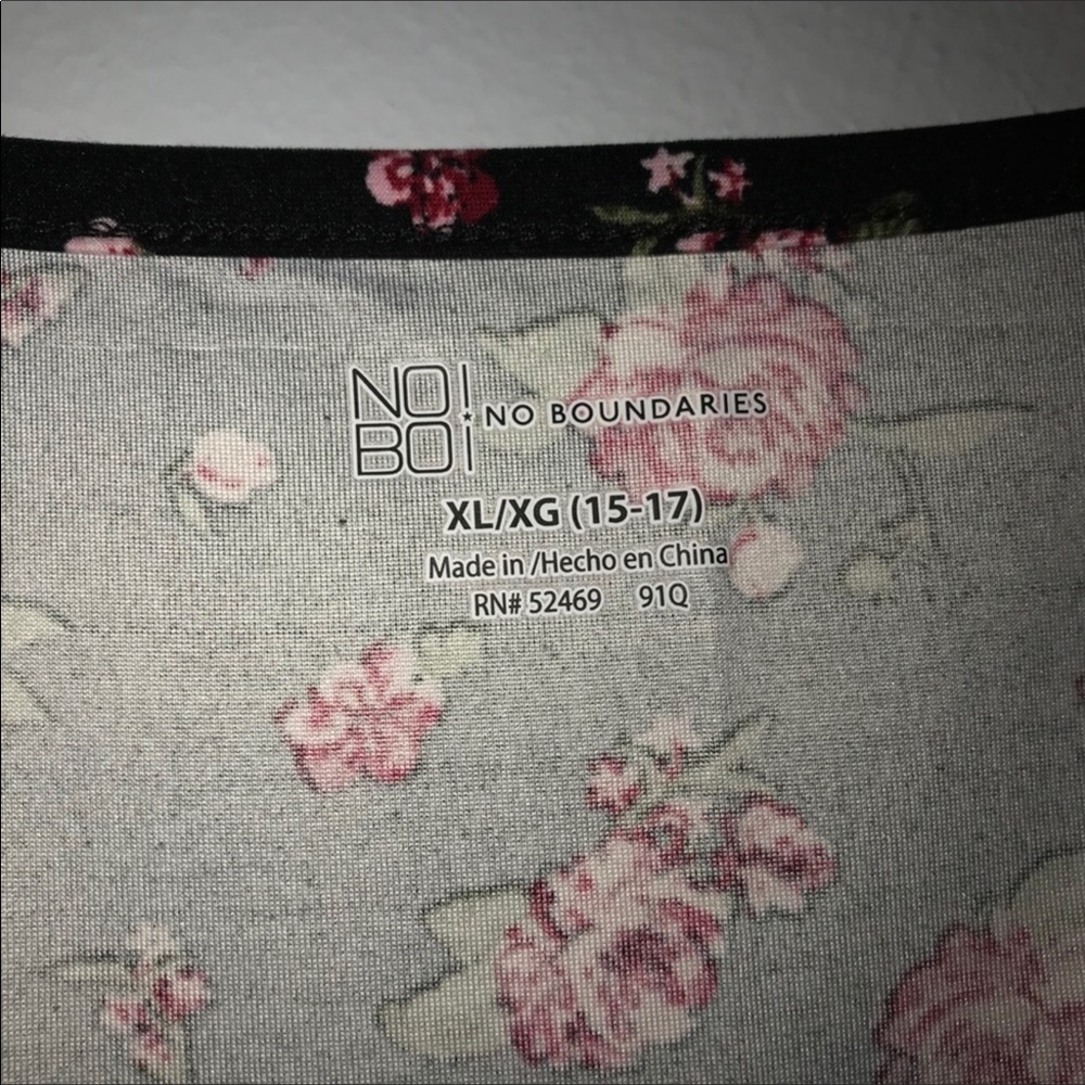No Boundaries floral camisole - Picture 3 of 3